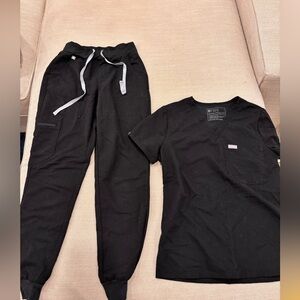 FIGS set! In great condition